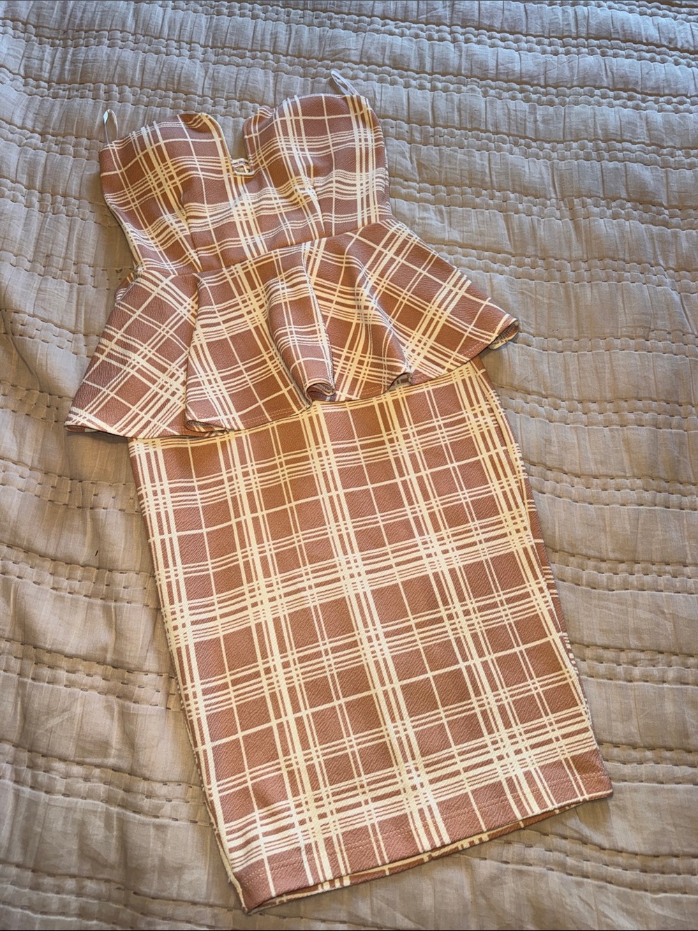 Strapless Plaid Peplum Midi Dress - Pink